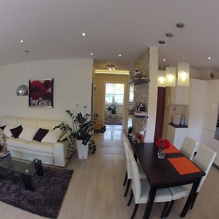Apartament Alicja Lägenhet Wałbrzych Exteriör bild