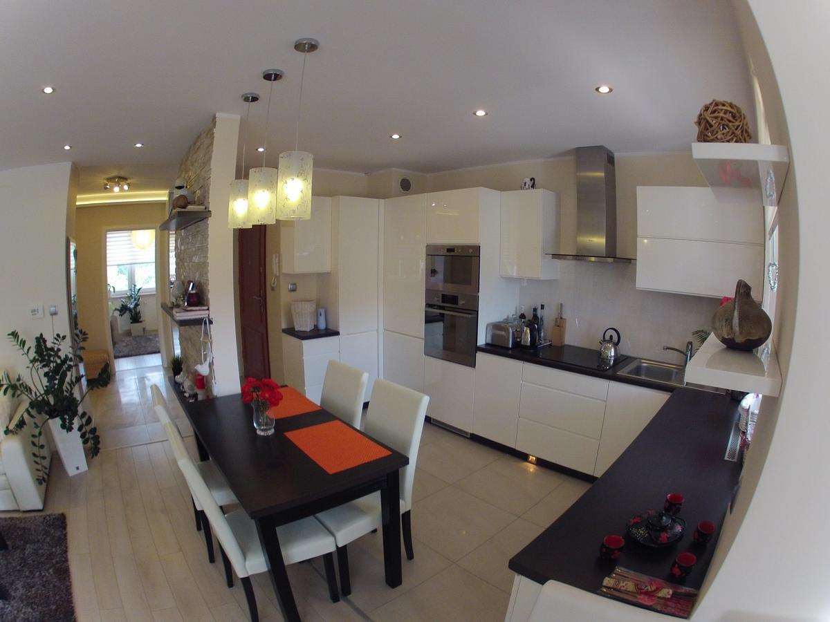 Apartament Alicja Lägenhet Wałbrzych Exteriör bild
