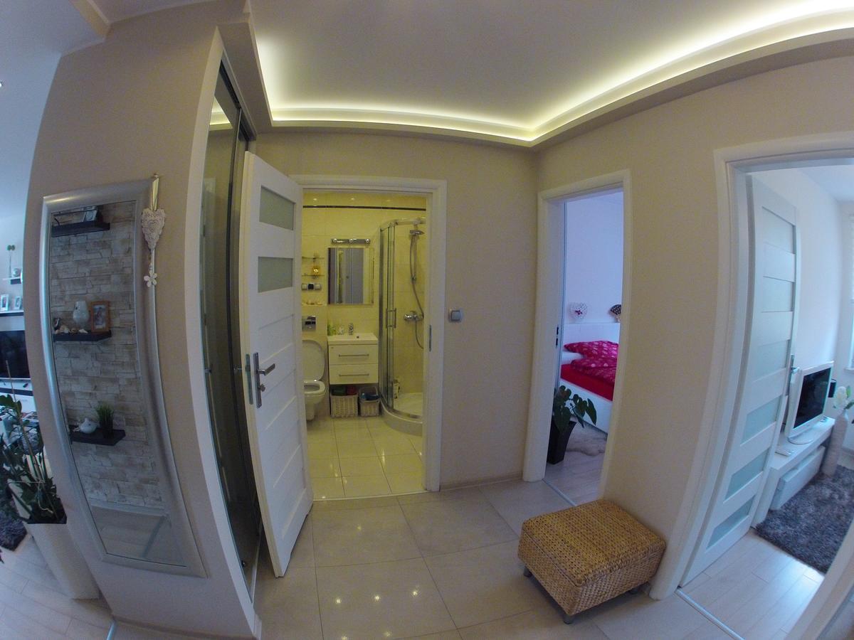 Apartament Alicja Lägenhet Wałbrzych Exteriör bild